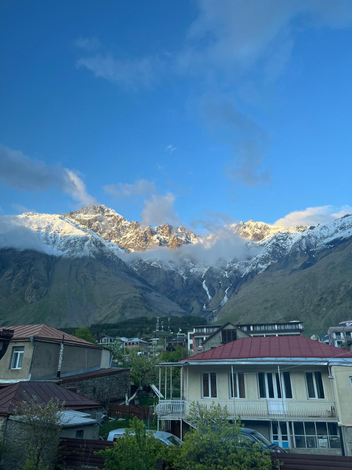 Guest House Misho Kazbegi Kültér fotó